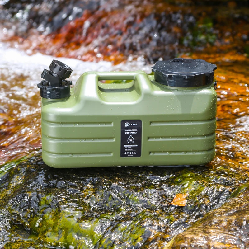 5/11L Outdoor Water Bin Large  - Outdoor Camping Bin review and price